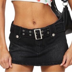 Princess Polly Leita Belted Micro Skort Black Denim Size 8